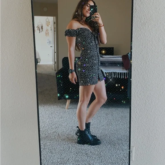 Princess Polly Black floral mini dress - Picture 3 of 4